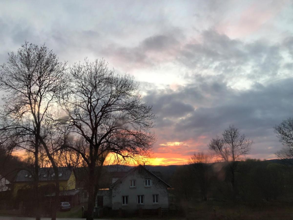 Fox Apartment Hostka  Bagian luar foto